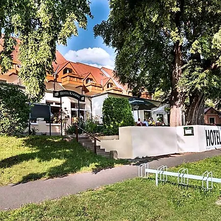 Hotel Knorre 3*